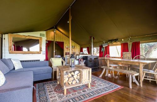 Yarmouth Apartment | Safari Tent 1 With Log Burning Tub At Tapnell Farm