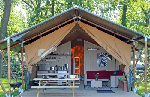 Selm Apartment | Safari tents on the beach at Ternscher See