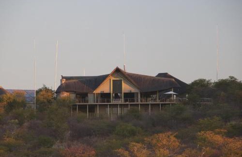 Kamanjab Cabin | Safarihoek Lodge
