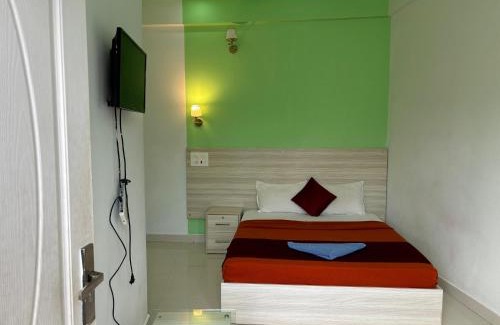 Kumily Hotel | Safariya Forest Inn