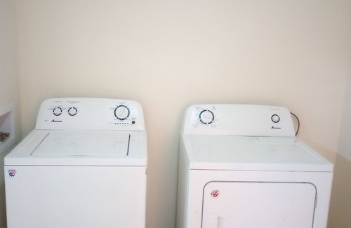Ampere Apartment | Safe and clean spacious stay in NJ