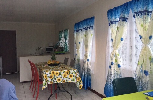 Vaitele Apartment | Safe and quiet 2 Bedroom Apartment only 7 mins from Apia city or to Vaitele.