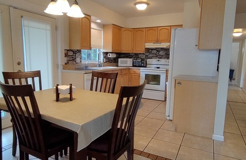 Goldenrod House | Safe and Quiet - 3bdrm house in charming Winter Park