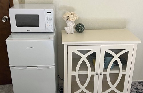 Lema Ranch Apartment | Safe and Quiet Guest Suite/Studio with Private Entrance