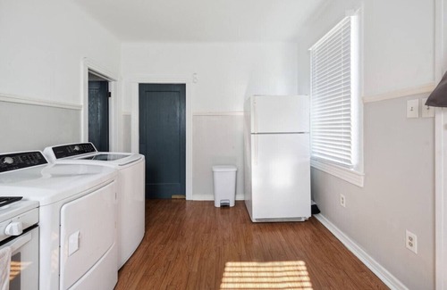 Jefferson House | Safe & Center of NOLA Loft - walk to Ochsner!