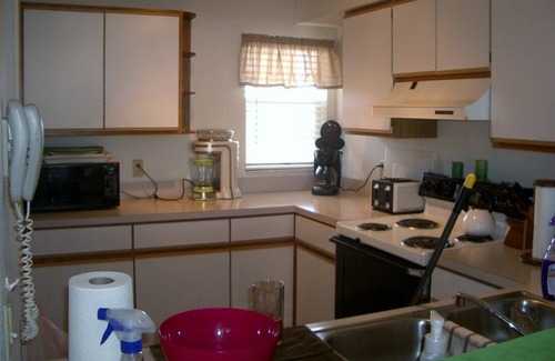 New Port Richey Condo | Safe, family area close to amenities restaurants, grocerystore etc