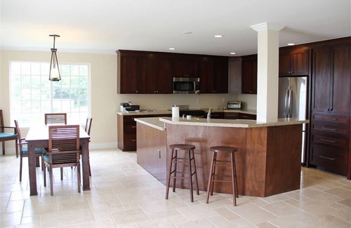 Big Creek Villa | Safe Hilltop Villa in Gated Community on Main Island(Colon) 5 minutes from Town