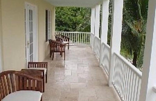 Big Creek Villa | Safe Hilltop Villa in Gated Community on Main Island(Colon) 5 minutes from Town