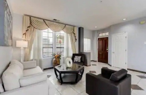 Union City House | Safe Luxury Home in Bay Area
