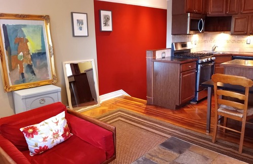 Windsor Terrace House | Safe Pretty Friendly Amazing Brooklyn Neighborhood.