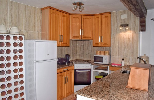 Pruna Apartment | SAFE & SECURE CASA GOYA FAB VIEWS, GLORIOUS SUNSETS & SUNRISES. 4 PERSONS