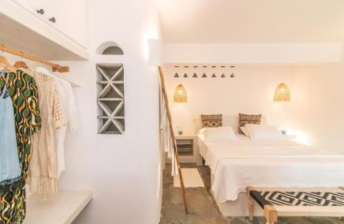 Tinos Apartment | Saffron Boutique