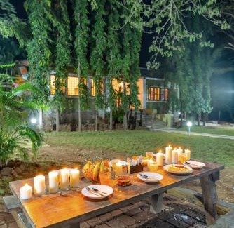 Vada Villa | SaffronStays Laburnum House, Wada - Palghar
