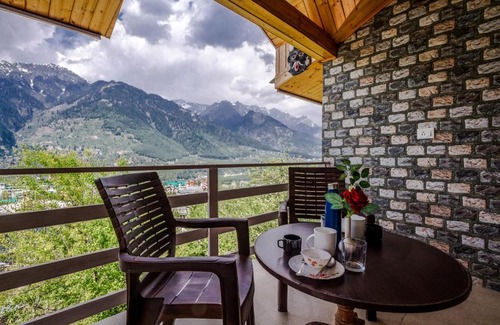 Aleo Villa | SaffronStays The Mont Arcadia