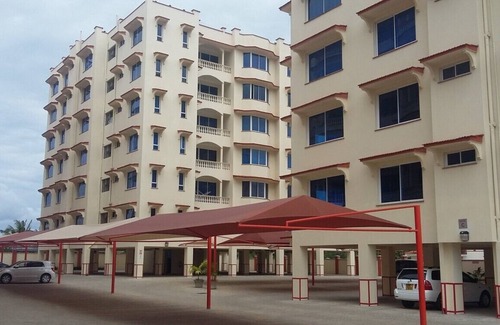 Mombasa Apartment | SafiriKenyaHome, Nyali, Mombasa, Kenya