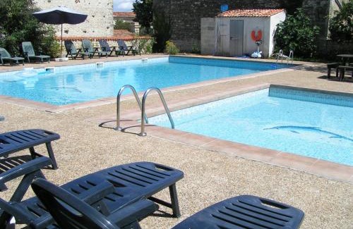 Duil-sur-le-Mignon House | Saggitarius, Les Constellations