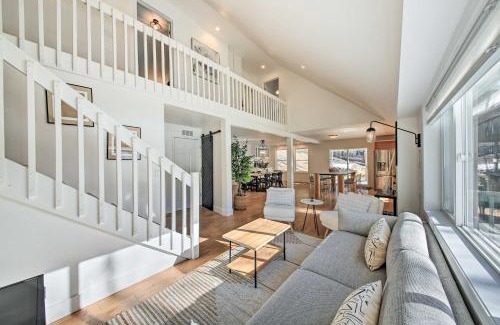 Sagle House | Sagle Family Getaway Less Than 1 Mi to River and Beach