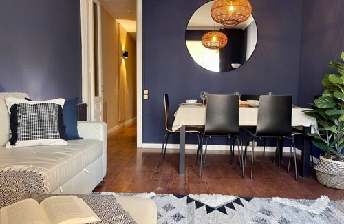 el Camp d'en Grassot i Gracia Nova Apartment | Sagrada Familia 4BD for Families