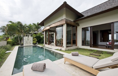 Tegal Mengkeb Villa | Sahaja 4 Private Pool Villa with Rice Field View