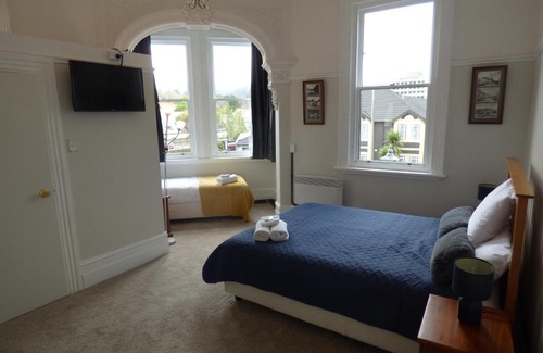 North Dunedin House | Sahara Guest House