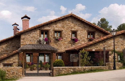 Manjiron Apartment | SAIKA Rural - House QUERCUS, for 4/5 people, Duplex