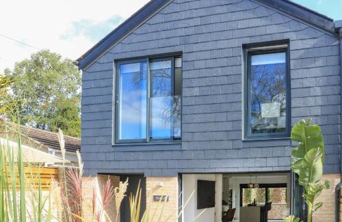 Dawlish House | Sail Loft