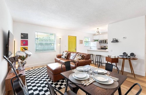 Sailboat Bend Condo | Sailboat Bend - 815 Apartment 2