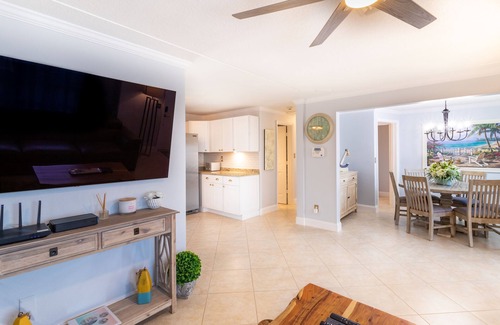 Hunt Club House | Sailfish Paradise – Minutes to Golf & Ocean