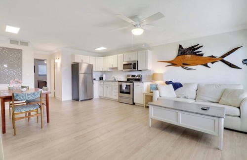 Stuart Apartment | Sailfish Suites 4- Waterfront, Pet friendly!