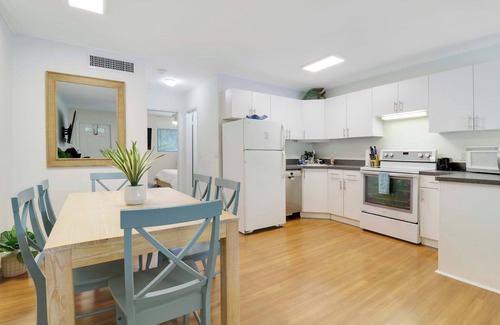 Stuart Apartment | Sailfish Suites 8 - Waterfront Lodging