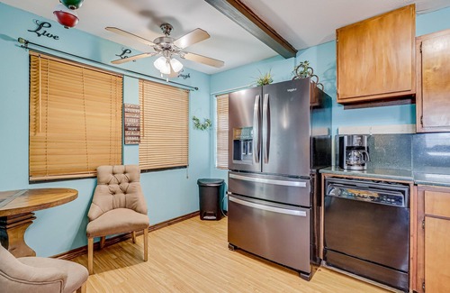 Rockport House | Sailfish Sunrise | House in Rockport with decks, a washer/dryer, & central AC