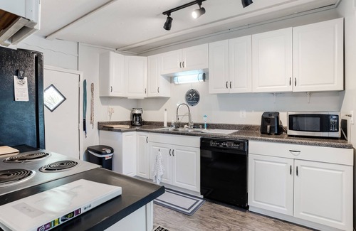 Townville House | Sailgate Escape/Lake Hartwell/Gorgeous Sunset Views/16mi to Clemson
