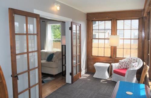 Manistee House | Sailor's Delight - Remodeled And Super Cute!