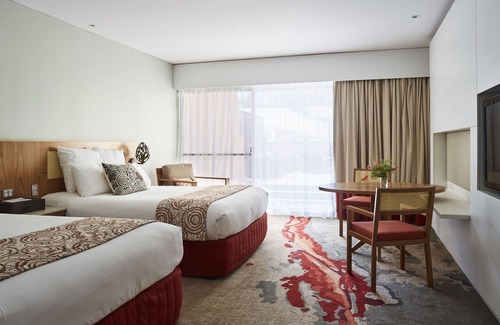 Yulara Hotel | Sails In The Desert