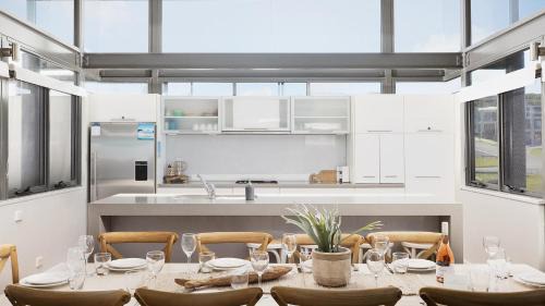 Boat Harbour House | Sails on the Beachfront - Exclusive Seaside Home