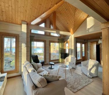 Ruokolahti House | Saimaan Villa Mustikka