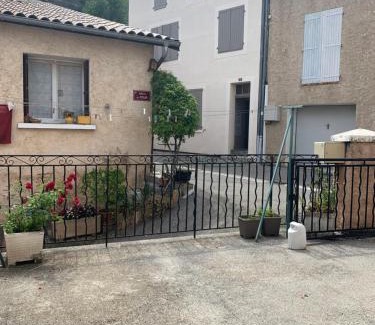 Marcoux House | SAINT ANTOINE