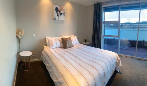 New Plymouth Apartment | Saint Aubyn Retreat