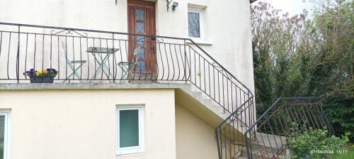 Saint-Brieuc House | Saint Brieuc sortie ville Logement dans maison année 1970 disposant de 5 chambres 6 personnes adultes ou enfants