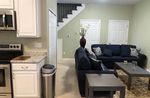 Pearl Beach Apartment | Saint Clair River Two Bedroom apt private entrance New Construction