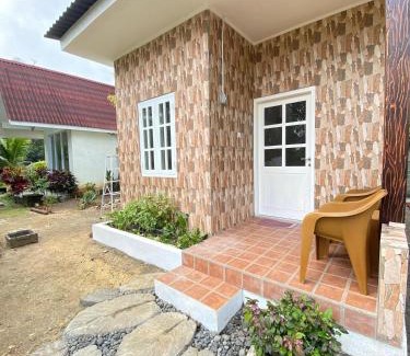 Batu Karas Cabin | Saint Cottage River Side