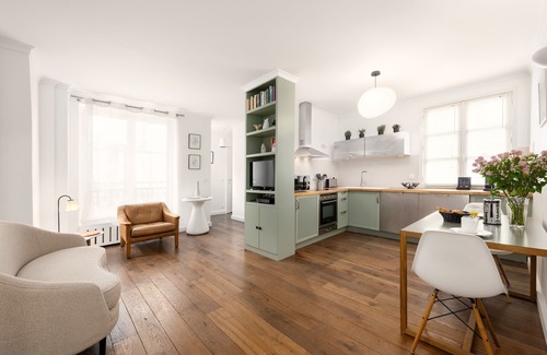 Saint-Thomas-d'Aquin Apartment | Saint-Germain Chic One Bedroom