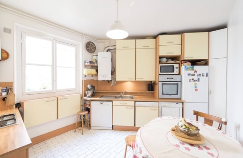 6th Arrondissement Apartment | Saint-Germain des Prés Allure, by Veeve