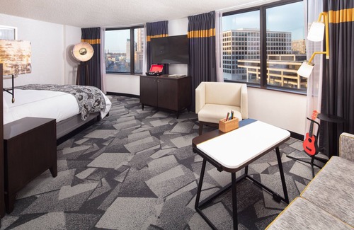 East Town Hotel | Saint Kate - The Arts Hotel