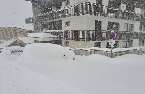 Pla d'Adet Apartment | Saint Lary Soulan-Pla D'adet. Renovated 8-bed apartment 30m from slopes.
