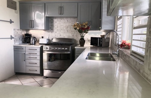 Arawak Hill House | Saint Martin Villa in Westerhall Point, Grenada