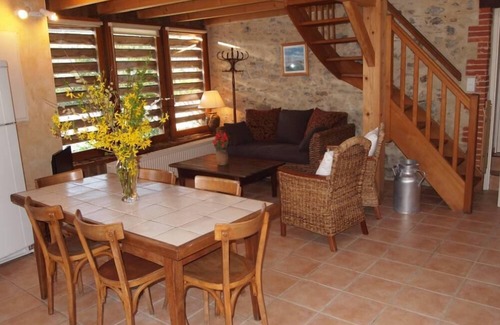 Saint-Prouant Cottage | Saint Prouant: Country Cottage/Gite - Saint prouant