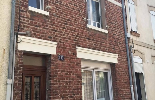 Saint-Quentin House | Saint Quentin's Town House : Local Attractions and Further Afield