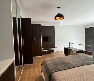 Czerniewicz House | Saint Sebastian Flat 515 - Com Hidro! até 3 pessoas, Duplex, no centro