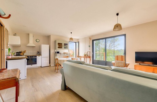 Saint-Vincent-sur-Jard Ski Chalet | Saint-Vincent-sur-Jard, house for 5